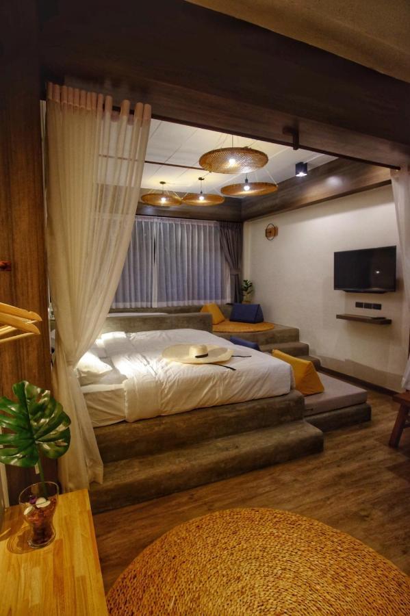 Krung Boutique Hotel Bangkok Exteriör bild