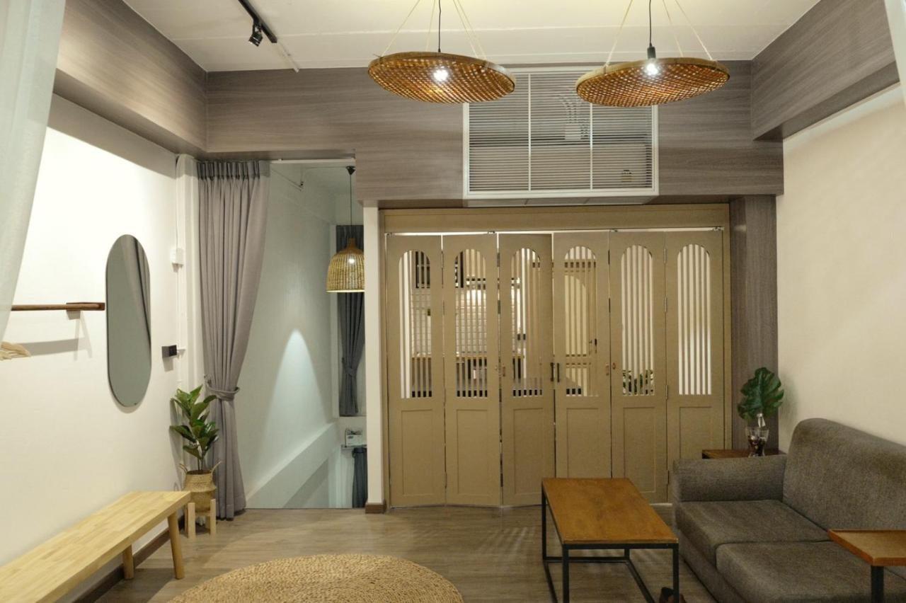 Krung Boutique Hotel Bangkok Exteriör bild